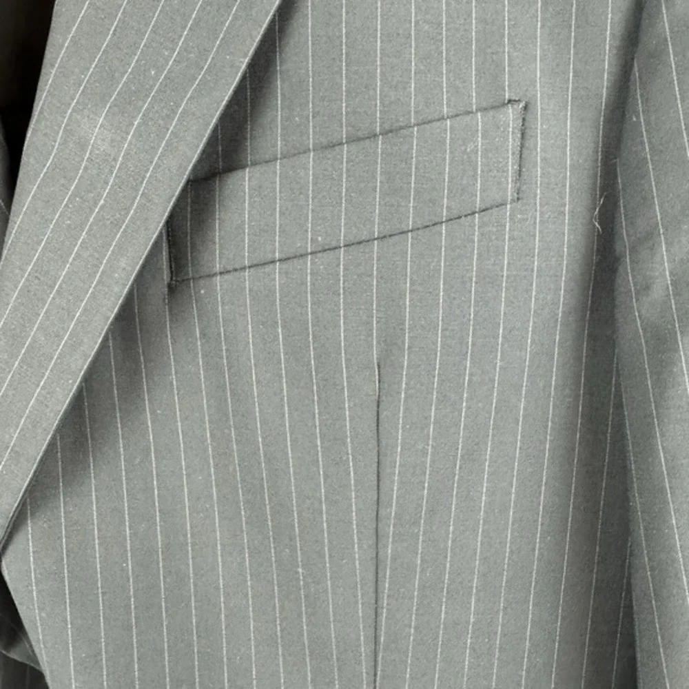 Joseph Abboud Blazer Black pinstripe 42R‎ 100% Wool 2 button Coat Jacket